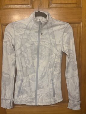 lululemon athletica Size 4 Define Jacket
